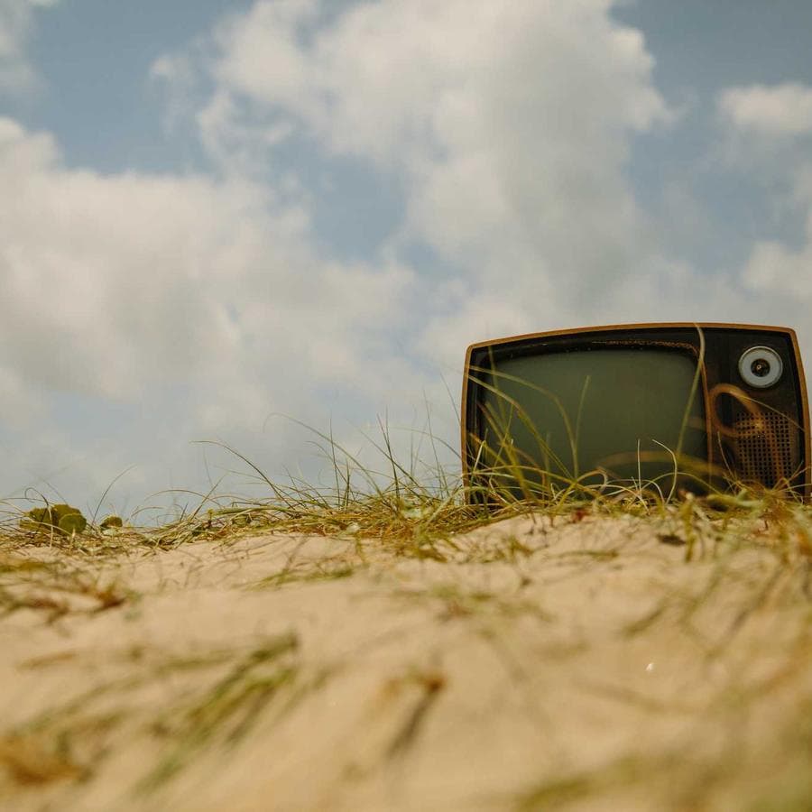 Skandinav TV Ünitesi 12 — 2